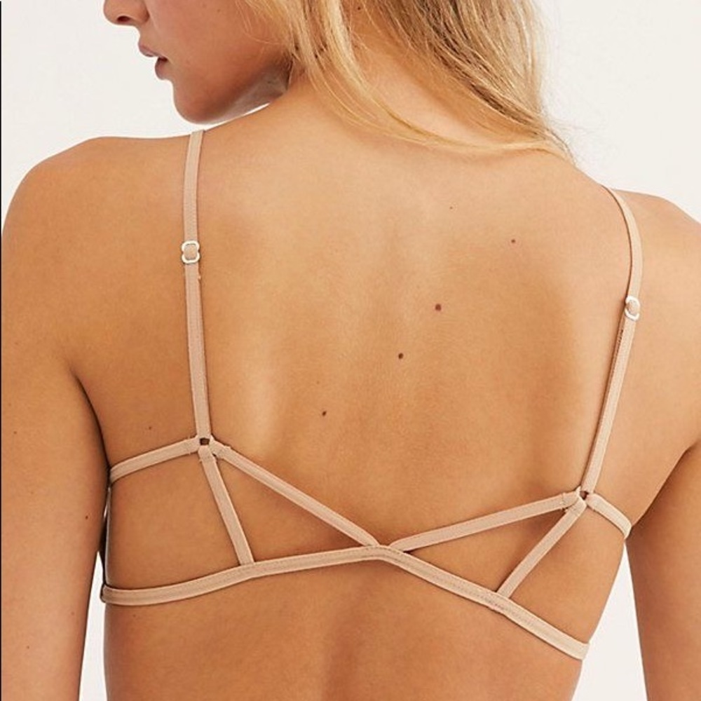 FREE PEOPLE Cross Me Bralette Bra Top in NUDE Medium Large M/L NWT Sold Out